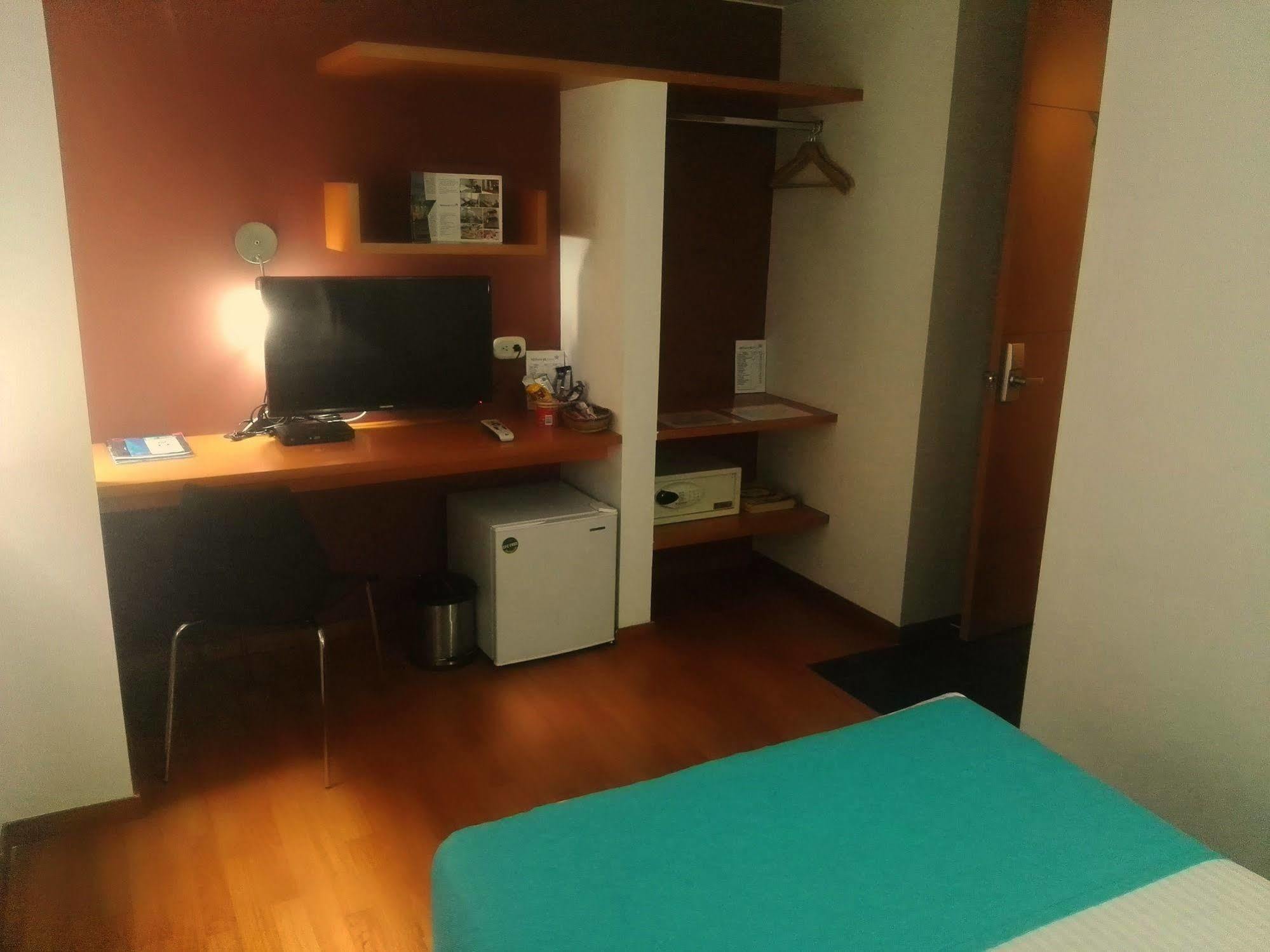 Ayenda Abitare 56 Hotel Bogota Ngoại thất bức ảnh