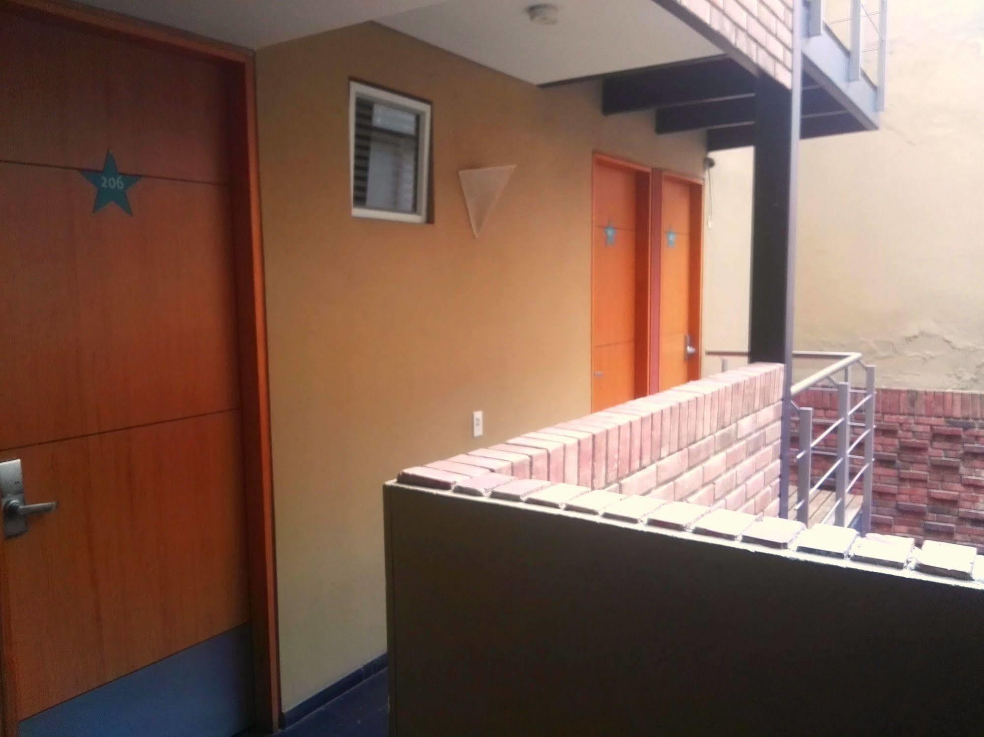 Ayenda Abitare 56 Hotel Bogota Ngoại thất bức ảnh